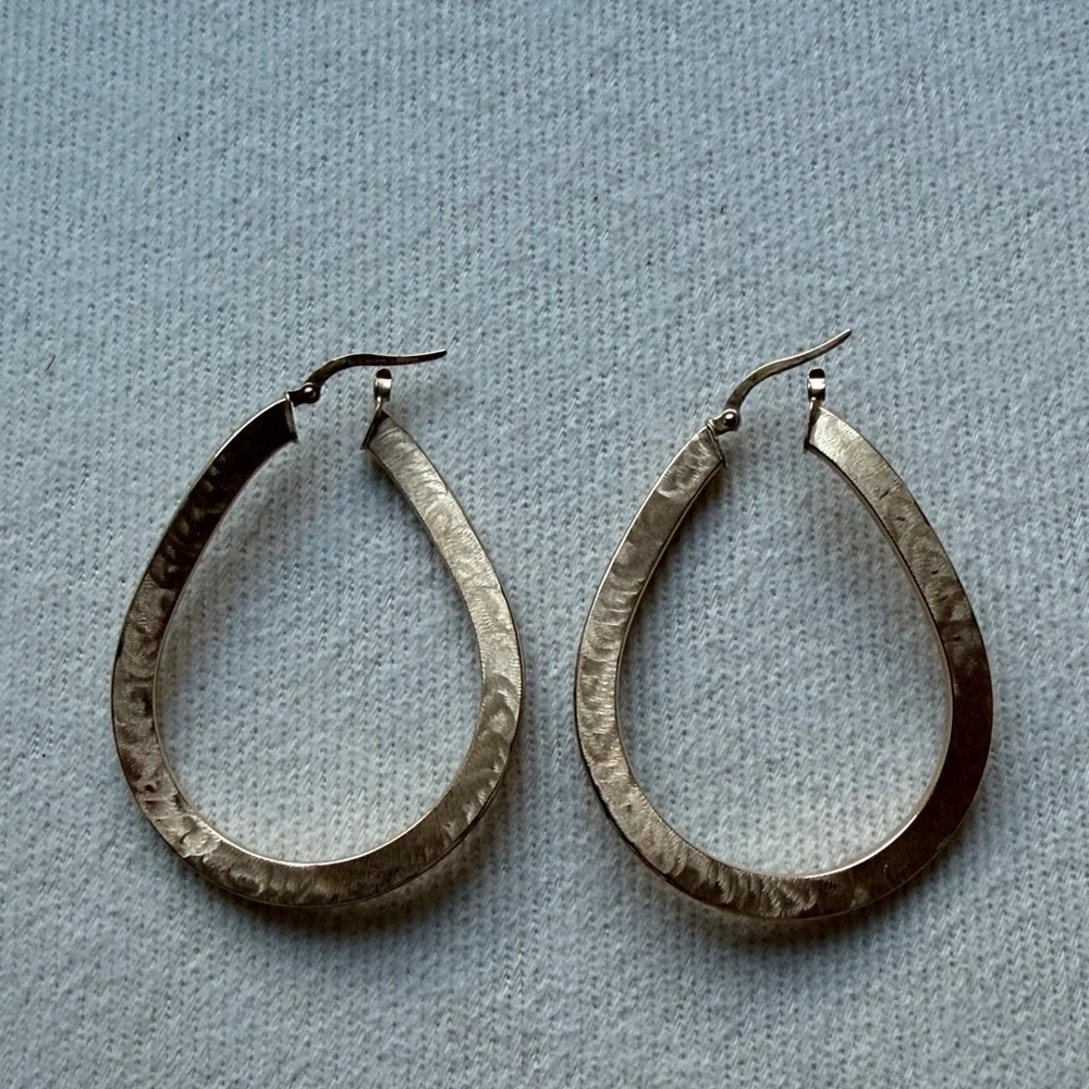 Gold 14kt Teardrop Hoop Earrings - Made in Italy - Picture 5 of 6